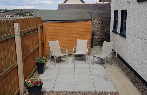 Johnshaven House | JOHNSHAVEN Holiday Home on the Beach