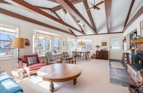 Glenn Haven Shores House | Johnson Cottage