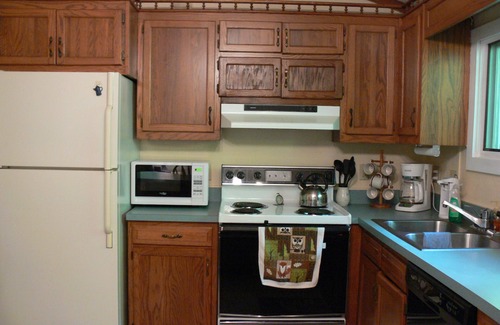 Newland Cottage | JOIN US FOR OCTOBER LEAF CHANGING AND FESTIVALS. BOOK NOW FOR THANKSGIVING.