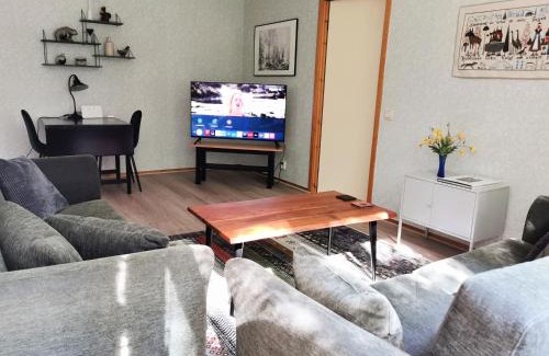 Bracke Municipality House | Jojos Lodge