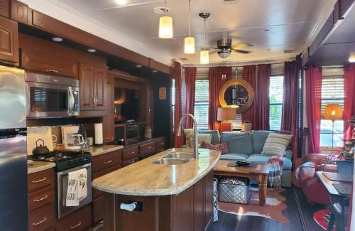 Gatlinburg - Pigeon Forge Resort | Jolene
