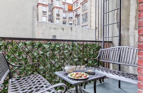 Quartier Sainte-Avoye Apartment | Joli Appartement au Coeur du Marais Historique Avec Terrasse
