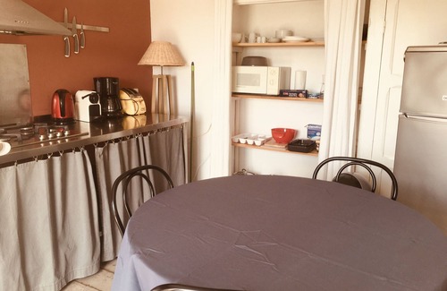 Crozon Apartment | Joli Appartement en rez de Jardin Entre Crozon et Morgat