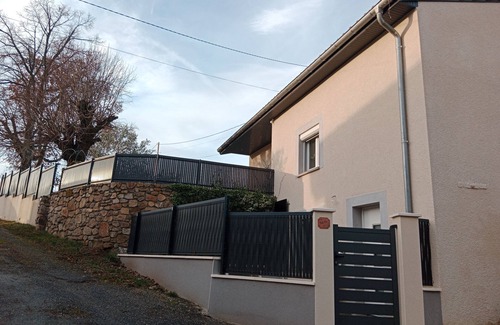 Champis Apartment | Joli Appartement Moderne a la Campagne