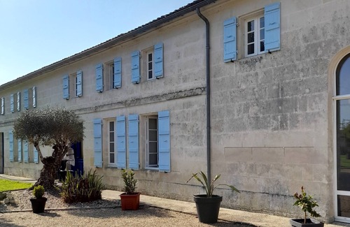 Saint-Simon-de-Pellouaille House | Jolie Charentaise à Proximité des Plages