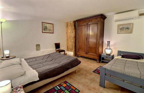 Cros-de-Georand Apartment | joli gîte entre le lac d'Issarles et le Mt gerbier