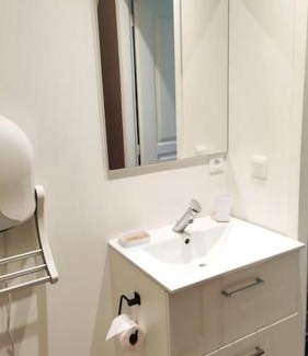 Les Avenieres-Veyrins-Thuellin Apartment | Joli petit studio neuf idéalement situé Walibi 7 min