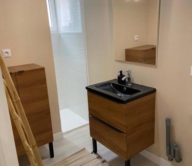 Bruay-la-Buissiere Apartment | Joli studio au calme