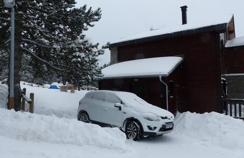 Eyne 2600 Ski Chalet | JOLIE CHALET 3 Faces EYNE 2600 STATION CAMBRE D'AZE