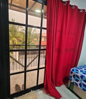 Tagudin House | Jolie Joes Standard Room with Private Bathroom