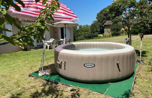 Bussac House | Jolie maison à la campagne avec Spa et piscine