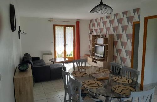 Bussac House | Jolie maison à la campagne avec Spa et piscine