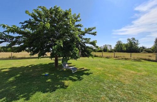Le Perrier House | JOLIE MAISON AVEC PISCINE CHAUFFEE EN CAMPAGNE