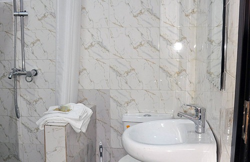 Oshodi-Isolo Bed & Breakfast | Jolie Suites