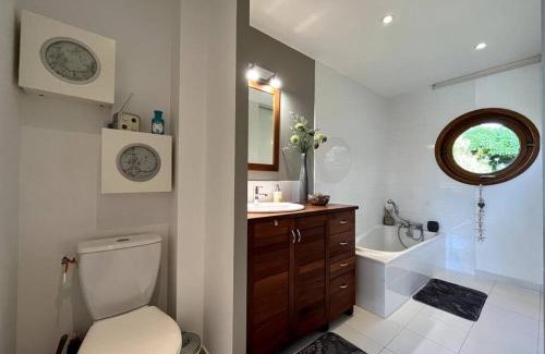 Landevieille Villa | Jolie villa avec piscine à 6 kms des plages