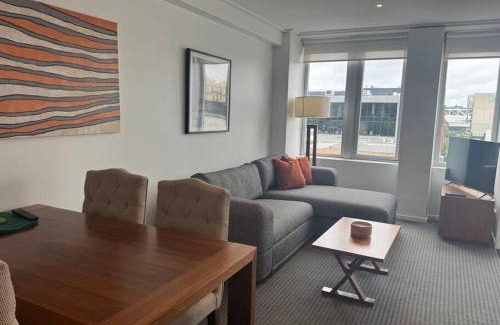 East Melbourne Apartment | Jolimont Gem - East Melbourne Private Apt - MCG & Rod Laver Arena