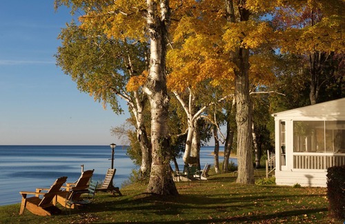 Lake Leelanau Condo | JOLLI-LODGE~Beach Resort in Leland