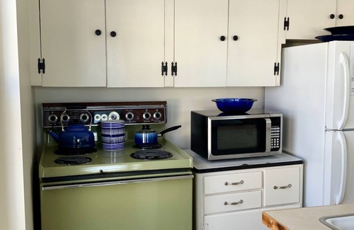 Lake Leelanau Condo | JOLLI-LODGE~Beach Resort in Leland