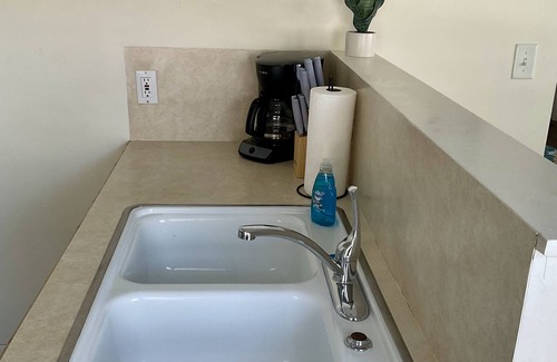 Lake Leelanau Condo | JOLLI-LODGE~Beach Resort in Leland
