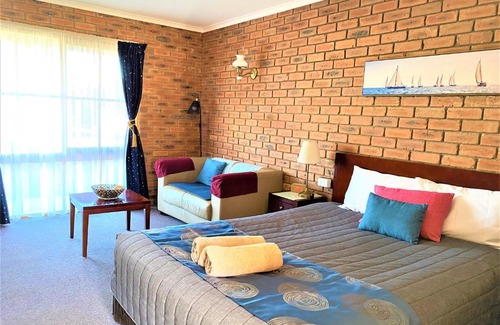 Euroa Hotel | Jolly Swagman Motor Inn Euroa