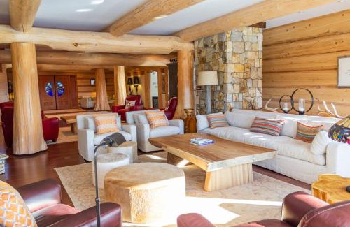 Smithers House | Jollymore Ranch