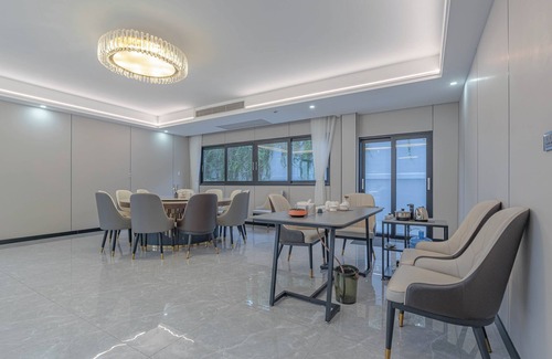 Na Kluea Villa | Jomtien Beach 4 bedrooms - independent swimming pool and KTV