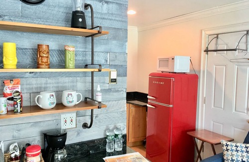 Hampton Condo | Jonathans Resort-Hampton Beach Suite!