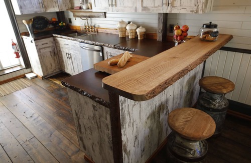 Moncton Ski Chalet | Jone's Brook Cottage: BBQ-Pool-Table-Firepit-AC