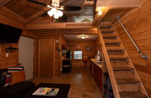 Utopia Cabin | Jones Riverside Cabin