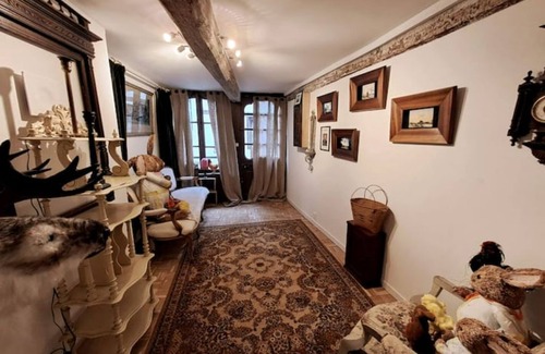 Honfleur Apartment | Jongkind's'Experience House, Garage 100 meters