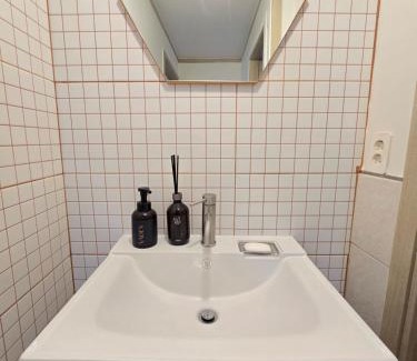 Sungin-dong Apartment | Jongno Perfect Family Accommodation ,Convenient transportation,Free luggage storage