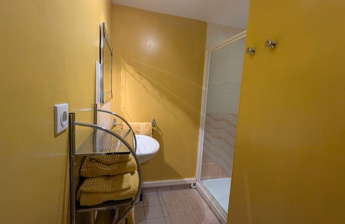 Moyenmoutier Bed & Breakfast | Jonquille Room - 3 Pers, Nature and Comfort