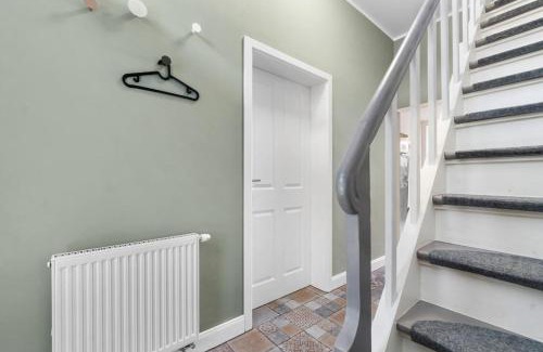 Kevelaer House | JOOYFUL STAYS Townhouse