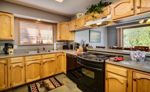 Windcliff Estates House | Jordan Condominium 3 Bedroom condo