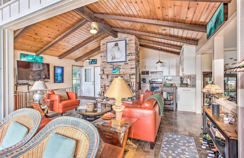 New Prague House | Jordan Home w/Boat House & Dock on Cedar Lake