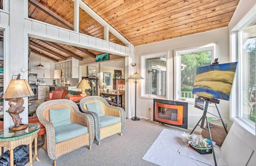 New Prague House | Jordan Home w/Boat House & Dock on Cedar Lake