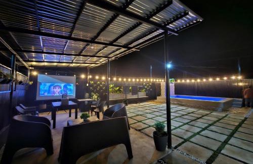 Manolo Fortich Bed & Breakfast | Jorge's Black Cabin