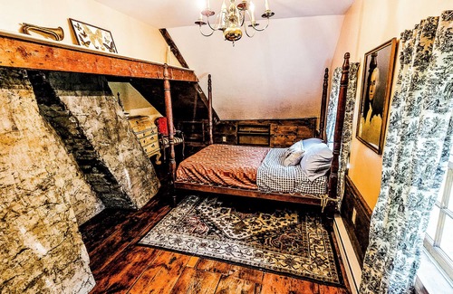 Easton Bed & Breakfast | Josiah Keith House