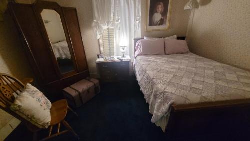 Mt. Hood - Columbia River Gorge Bed & Breakfast | Joslyn House