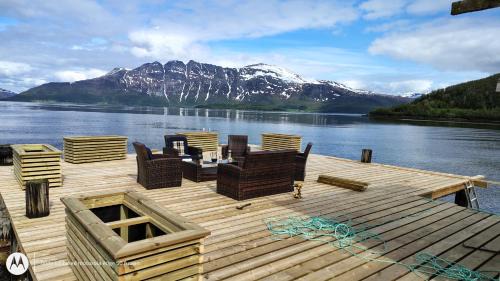 Lenvik Apartment | Jøvika Lodge In the heart of Mallangen