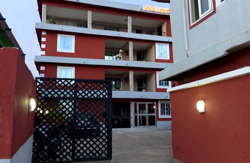 Mataheko House | Jovix Lodge, Is The Best Place To Be Currently. Come Relax, Affordable Comfort