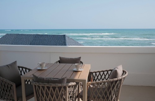 Sekondi-Takoradi Hotel | Joy Beach Lodge