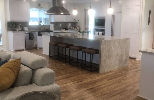 Westminster House | Joy's Melissa House