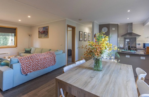 Romsey House | JoY's Romsey guest house Dog Friendly