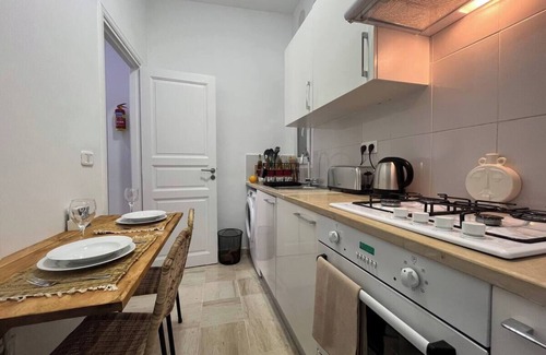 Tunis Apartment | Joyau au cœur de la Marsa à 3min de la plage
