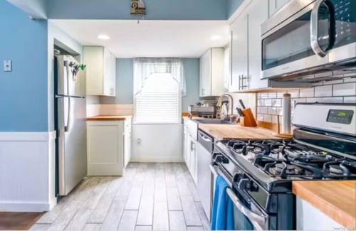 Patchogue House | Joyful Beach House, viewing The Great South Bay