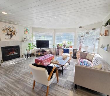 West Sechelt House | JoyVeal’s Homey Place