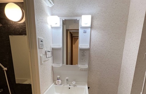 Sawara-ku Apartment | One room in a relatively new rental apartment, there is a delicious bakery on the first floor