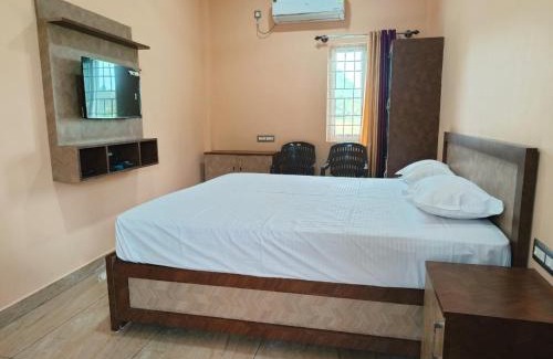 Gudiyatham Hotel | Jp Residency