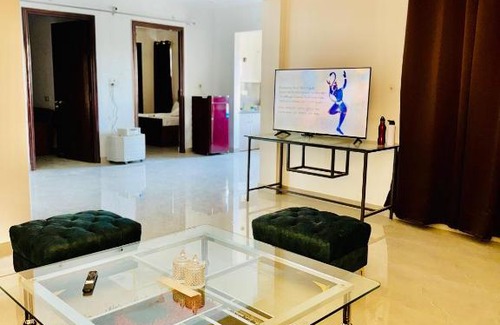 Hazratganj Apartment | Jp suites